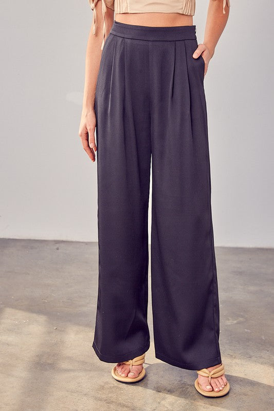 Wide Leg Pants - Wild Willows Boutique NY – Massapequa, New York. Affordable and fashionable clothing for women of all ages. Bottoms, tops, dresses, intimates, outerwear, sweaters, accessories, jewelry, activewear and more//wild Willow Boutique