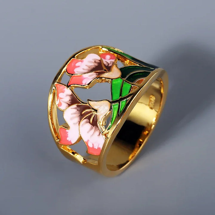 Retro Hollow Flower Two-Tone Enamel Ring New